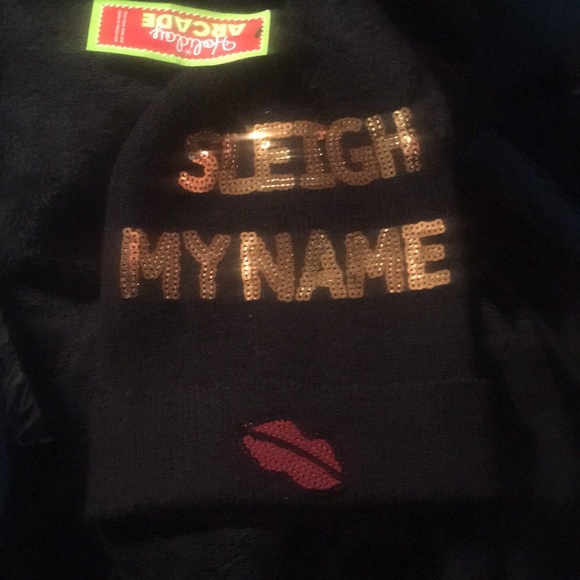 💋HAT “SLEIGH MY NAME 💋 - Picture 1 of 6